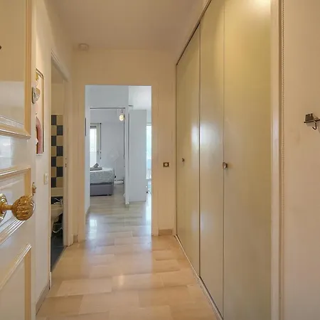 Char - Piscine - Parking - Vca * Λε Κανέ